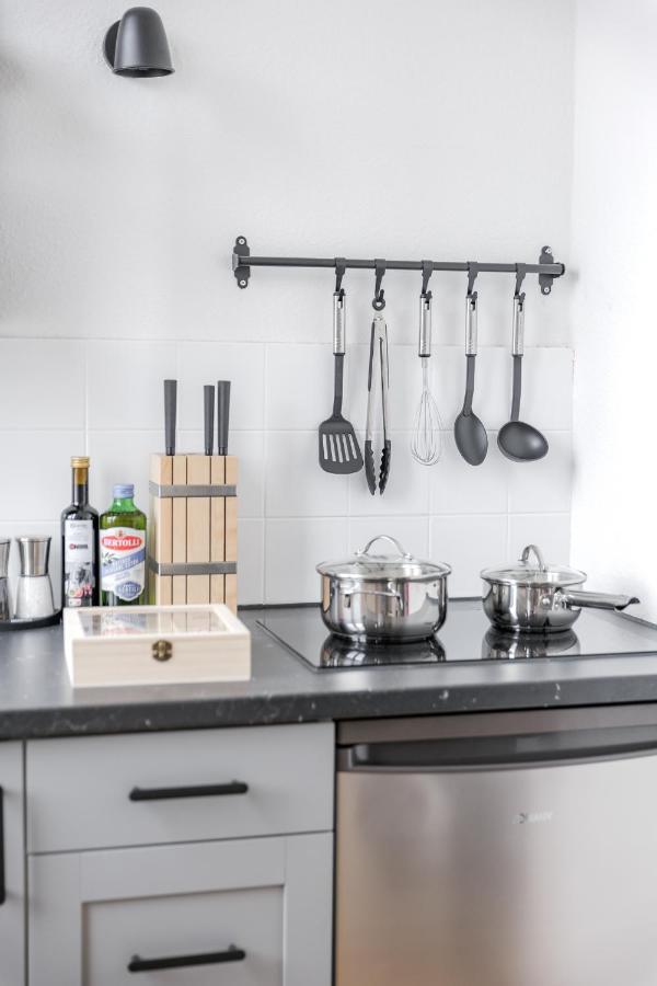 Flats 4 You, Moderne City Wohnung Naehe Hbf, Due-Messe 20 Min, Netflix, Kueche Duisburg Zewnętrze zdjęcie