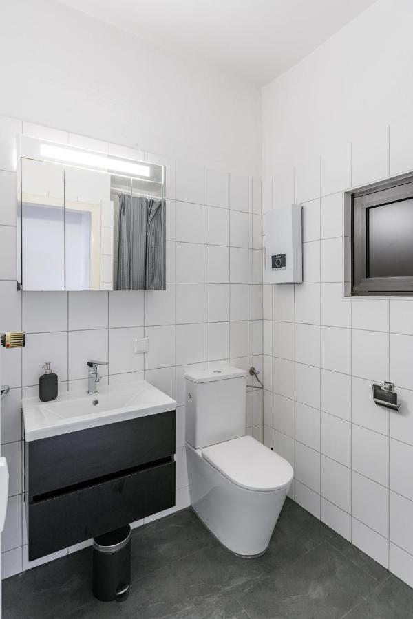 Flats 4 You, Moderne City Wohnung Naehe Hbf, Due-Messe 20 Min, Netflix, Kueche Duisburg Zewnętrze zdjęcie