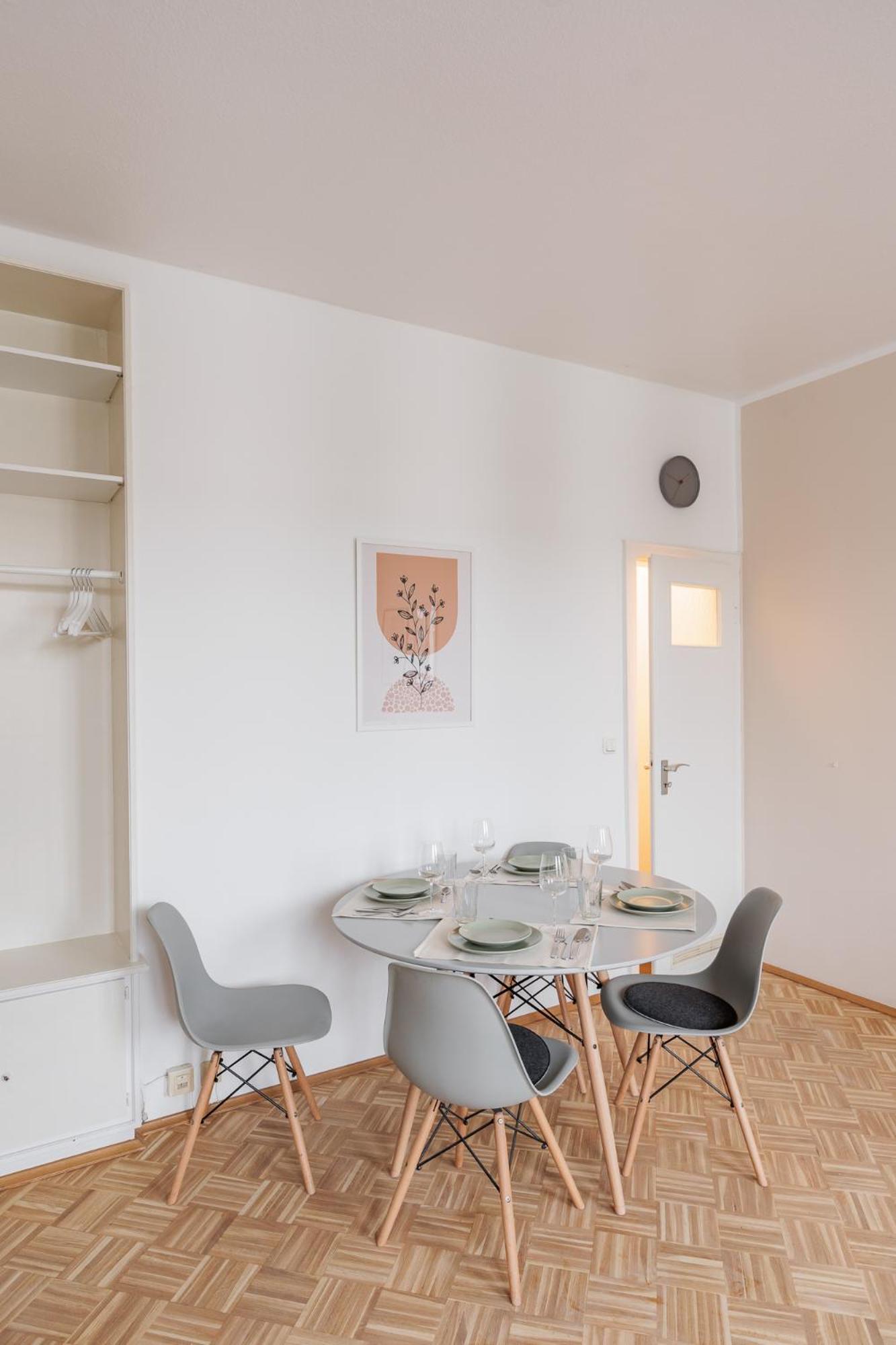 Flats 4 You, Moderne City Wohnung Naehe Hbf, Due-Messe 20 Min, Netflix, Kueche Duisburg Zewnętrze zdjęcie