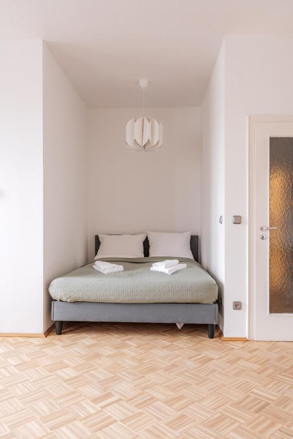 Flats 4 You, Moderne City Wohnung Naehe Hbf, Due-Messe 20 Min, Netflix, Kueche Duisburg Zewnętrze zdjęcie